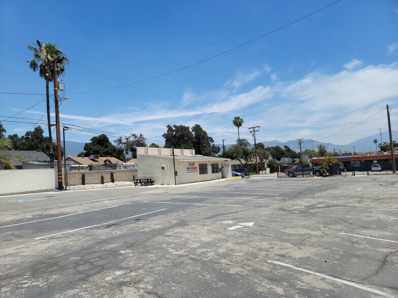 More Photos Of 1208 W Highland Ave, San Bernardino Auto Dealership For Lease