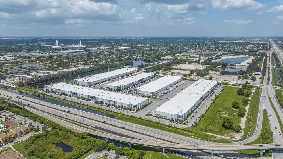 More Photos Of 1620 NW 215th St, Miami Gardens Unknown For Lease