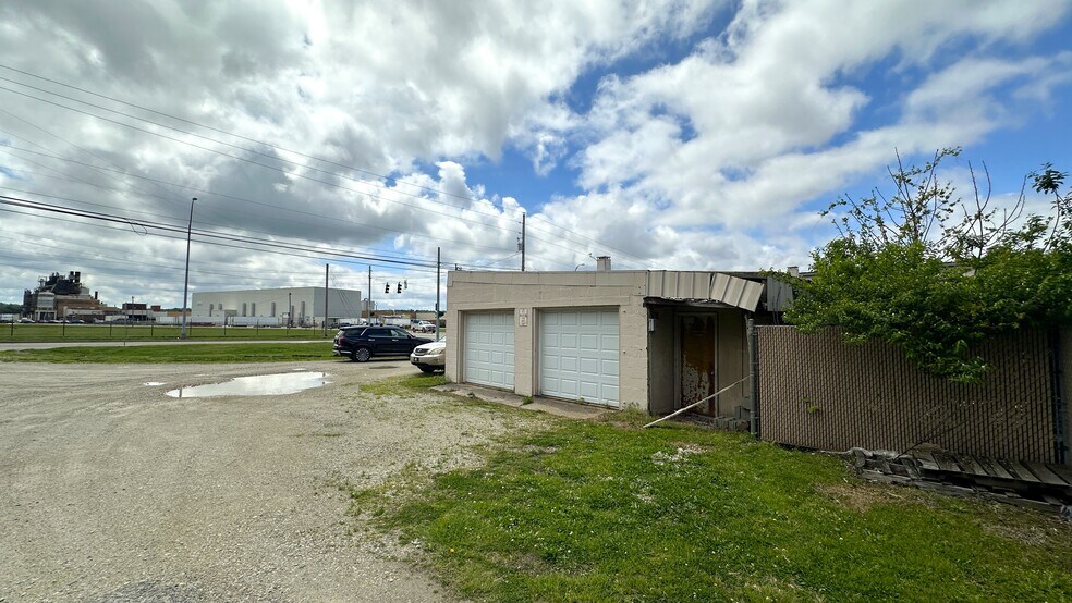 More Photos Of 3731 W Alexandersville Bellbrook Rd, Dayton Warehouse For Sale