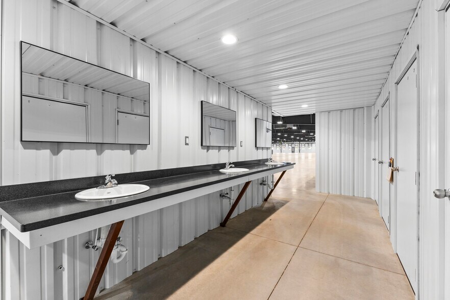 More Photos Of 0000 Latta Rd, Ada Warehouse For Sale