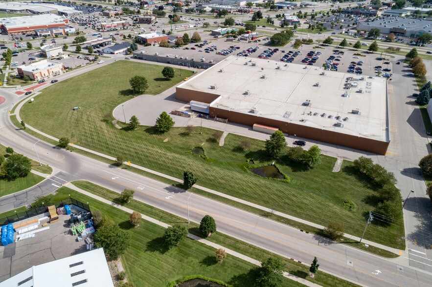 More Photos Of 2020 Morse St, Janesville Land For Sale