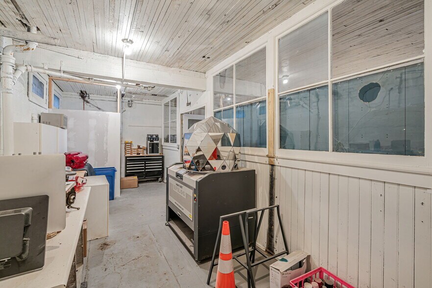 More Photos Of 1649 12th Ave, Oakland Religious Facility For Sale