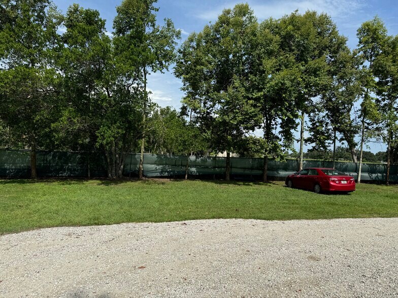 More Photos Of 3830 Clubhouse Rd, Lakeland Industrial For Sale