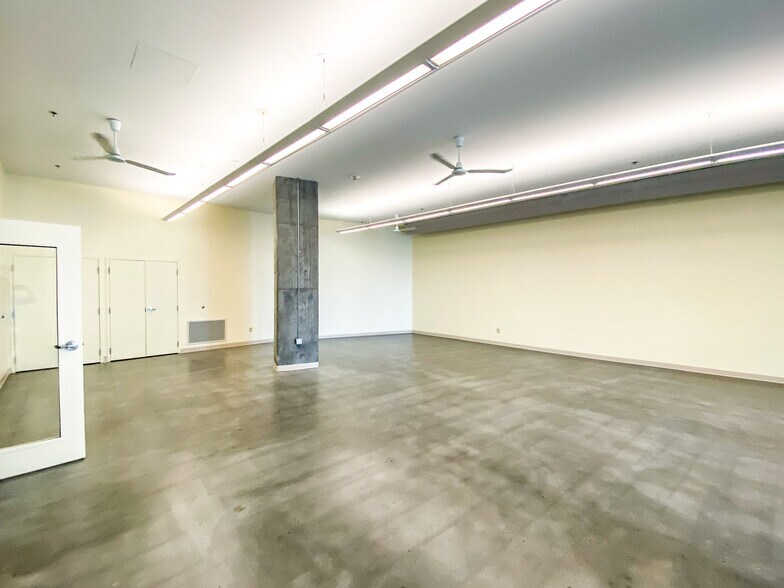 More Photos Of 601 W Rosemary St, Chapel Hill Apartments For Sale