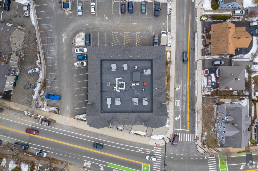 More Photos Of 331 Lafayette St, Salem Storefront Retail Office For Lease