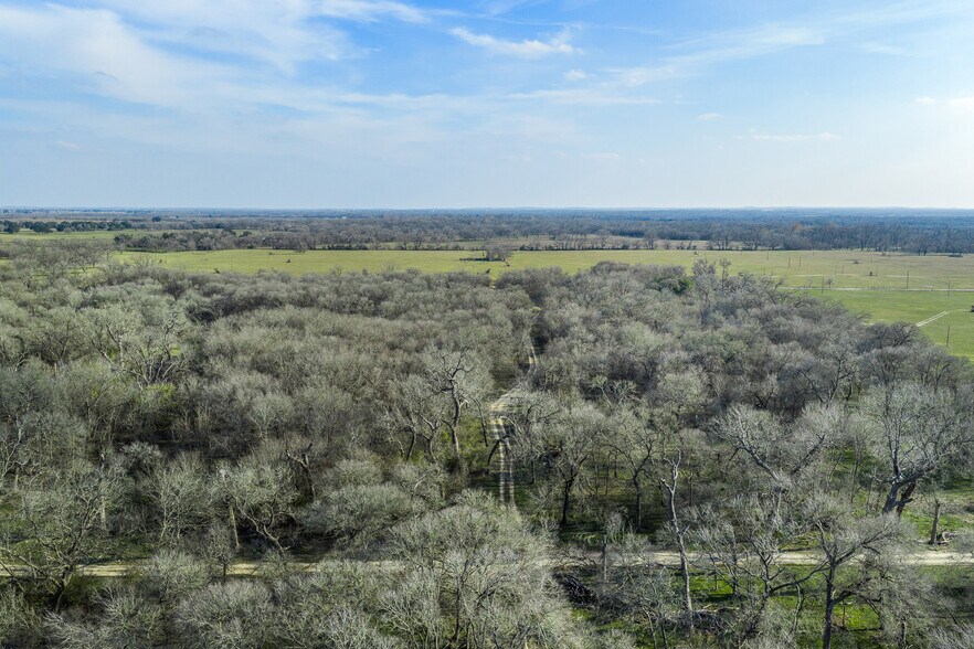 More Photos Of 1144 Treetop ln, Luling Land For Sale