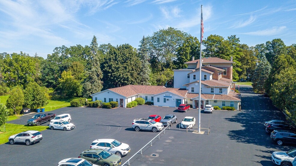 More Photos Of 23 Ontario St, Honeoye Falls Apartments For Sale