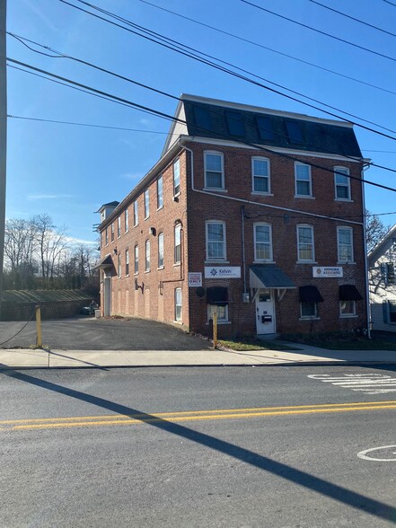 Primary Photo Of 102 E Station Ave, Coopersburg Office For Lease