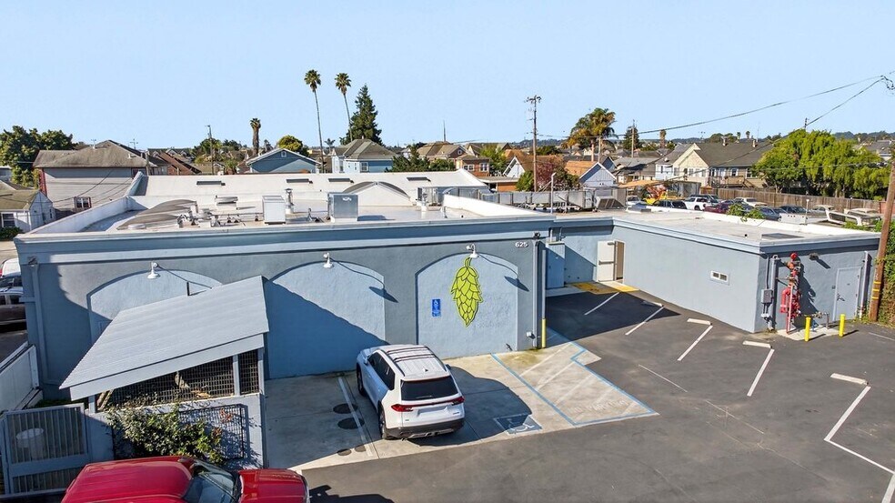 Primary Photo Of 625 Main St, Watsonville Freestanding For Sale
