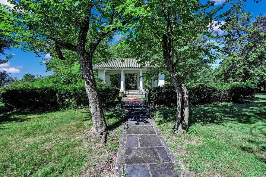 More Photos Of 200 Kauffman Rd, Annville Assisted Living For Sale