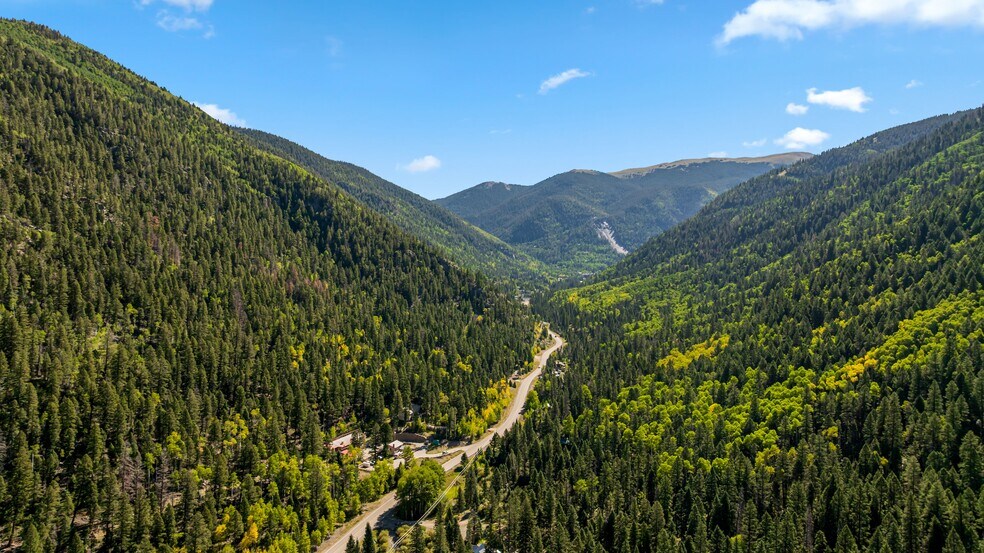 More Photos Of 110 Emma Rd, Taos Ski Valley Freestanding For Sale