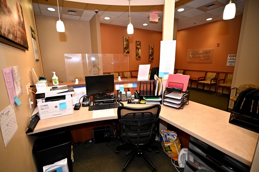 More Photos Of 2960 Technology Pl, Waldorf Research And Development For Lease