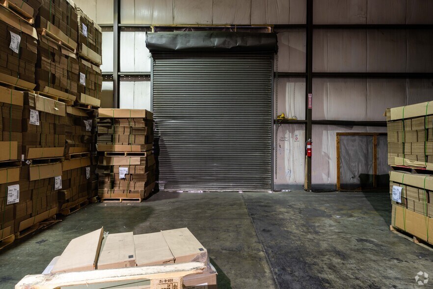More Photos Of 43 Hamburg Street, Buffalo Warehouse For Sale