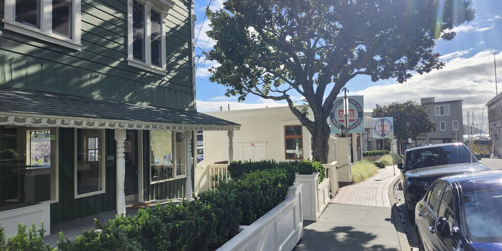 More Photos Of 72 Main St, Belvedere Tiburon Restaurant For Lease