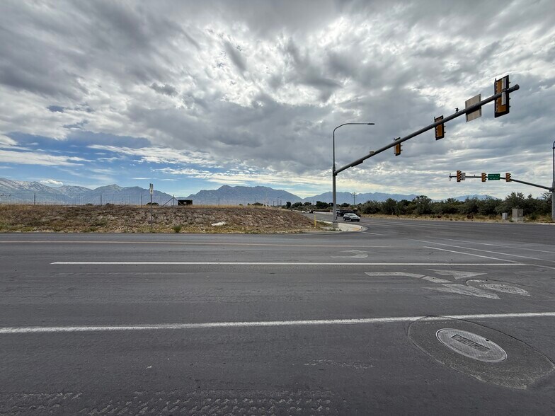 More Photos Of 400 Crossroads Boulevard, Saratoga Springs Land For Sale