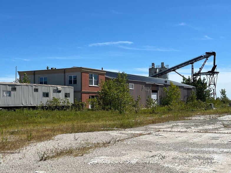 More Photos Of 15408 E 3200 North Rd, Blackstone Manufacturing For Sale