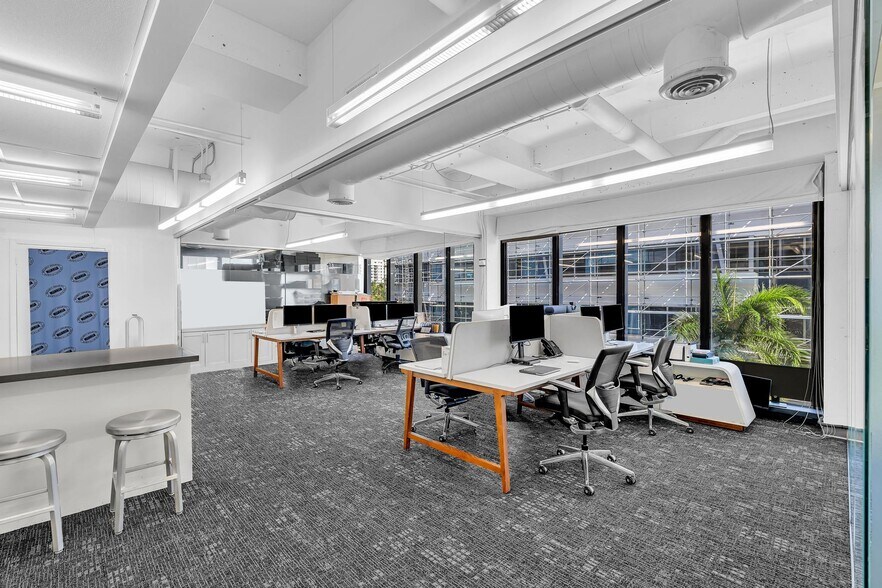 More Photos Of 1680 Michigan Ave, Miami Beach Office Residential For Sale