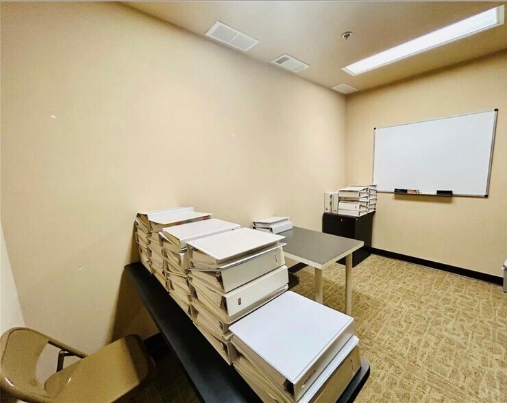 More Photos Of 10475 Medlock Bridge Rd, Johns Creek Storefront For Sale