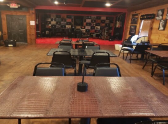 More Photos Of 1504 Highway 76 W, Clayton Flex For Sale