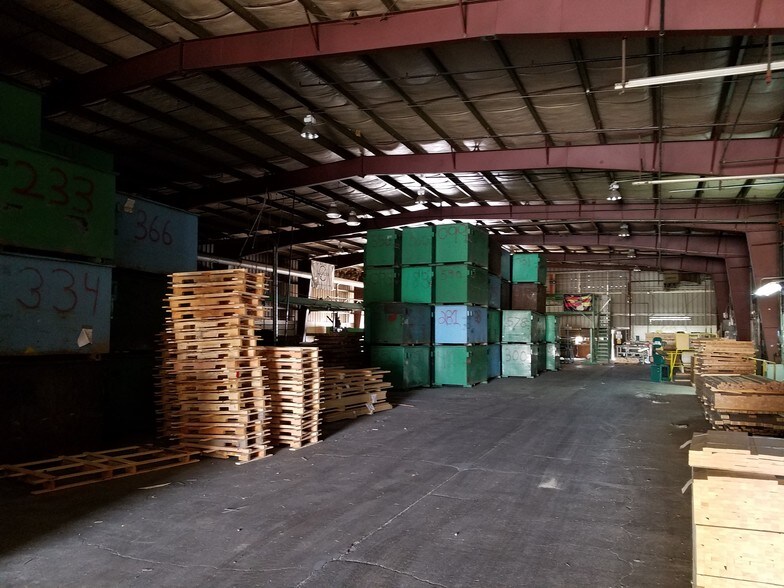 More Photos Of 1941 NW Industrial Park Rd, Prineville Warehouse For Sale