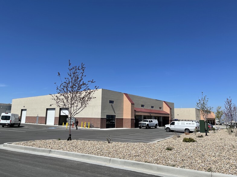 More Photos Of 8018 S Welby Park Dr, West Jordan Warehouse For Sale