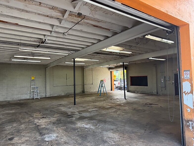 More Photos Of 1636 NE 12th Ter, Fort Lauderdale Manufacturing For Lease