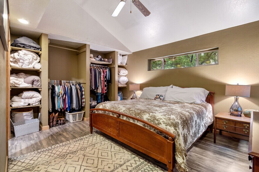 More Photos Of 140 Main St, Greer Specialty For Sale