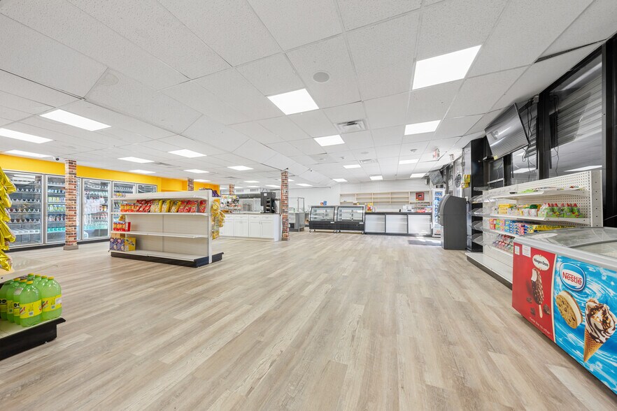 More Photos Of 2815 Montauk Hwy, Brookhaven General Retail For Sale