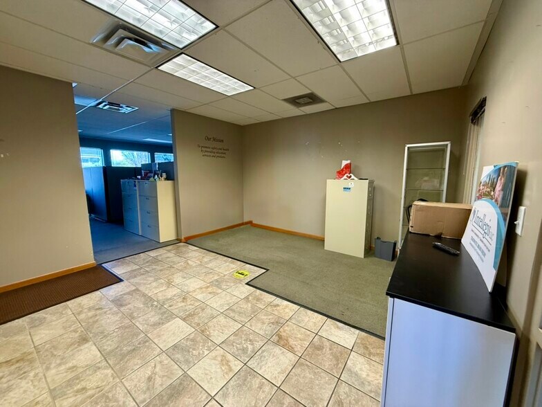 More Photos Of 1574 W 1700 S, Salt Lake City Office For Sale