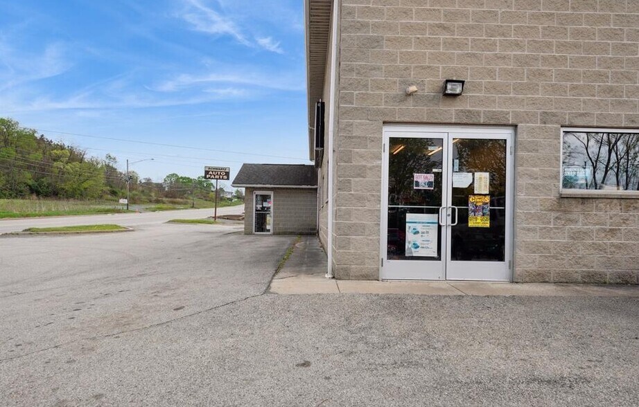 More Photos Of 1640 Scalp Ave, Johnstown Freestanding For Sale