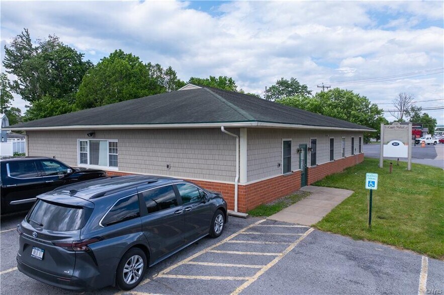 More Photos Of 1107 Floyd Ave, Rome Medical For Sale