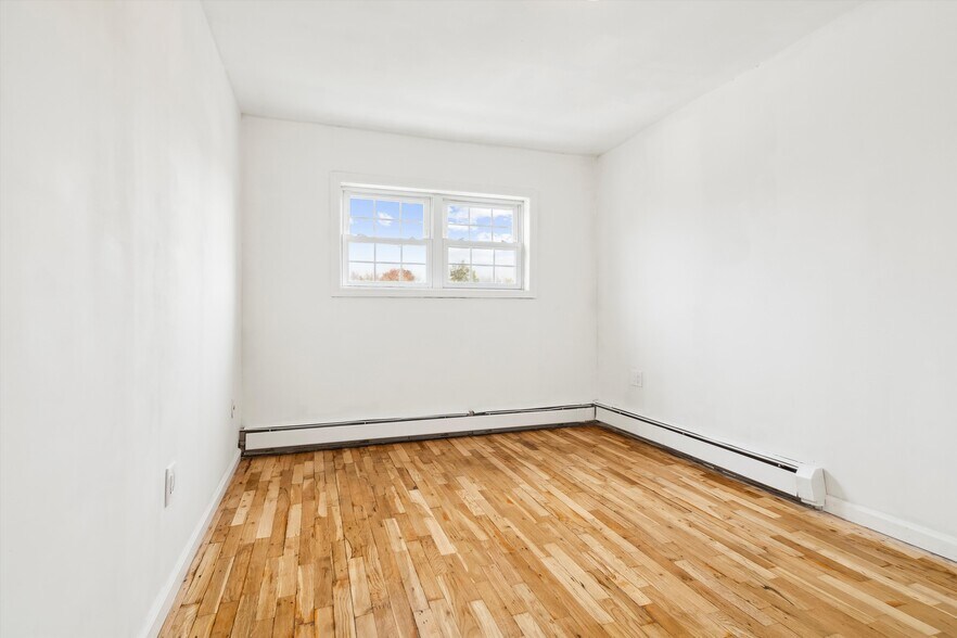 More Photos Of 458 Swinton Ave, Bronx Apartments For Sale
