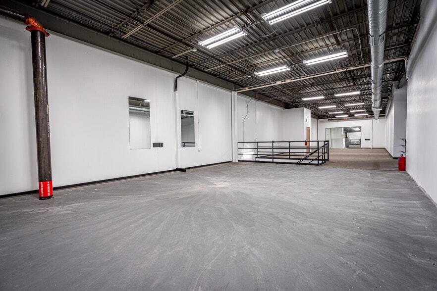 More Photos Of 1901-1923 Windsor Pl, Fort Worth Warehouse For Sale