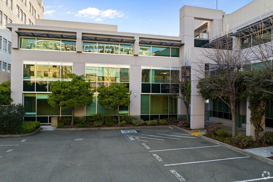 More Photos Of 2100 Milvia St, Berkeley Office For Sale