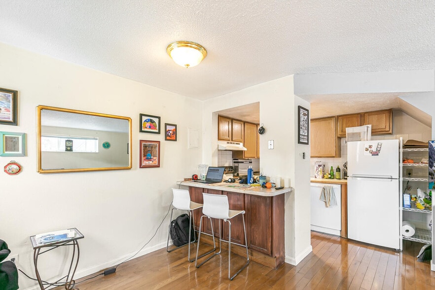 More Photos Of 1152 York St, Denver Apartments For Sale