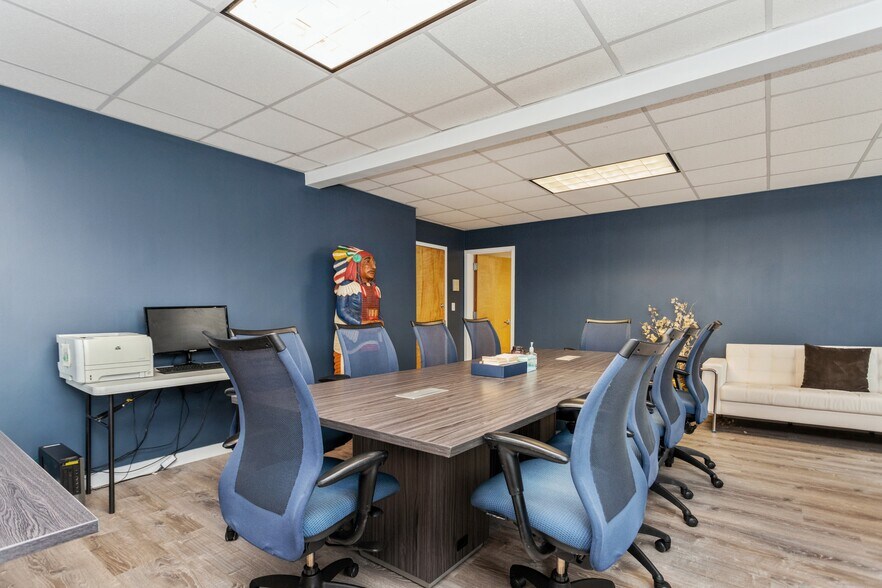 More Photos Of 434-440 White Plains Rd, Eastchester Apartments For Lease
