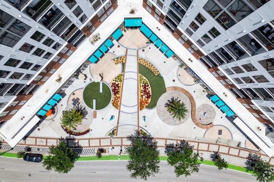 More Photos Of 361 N ROSALIND AVE, Orlando Apartments For Lease