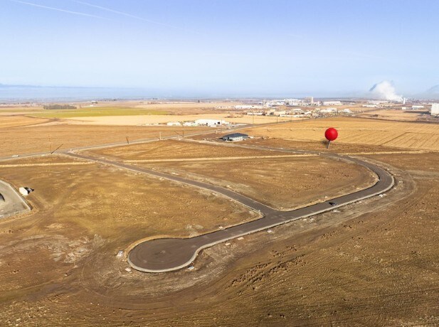 More Photos Of 119 Legacy Ln, Moses Lake Industrial For Sale