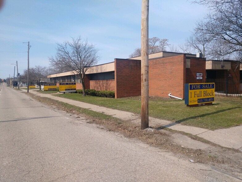 More Photos Of 500-516 W Court St, Flint Medical For Sale