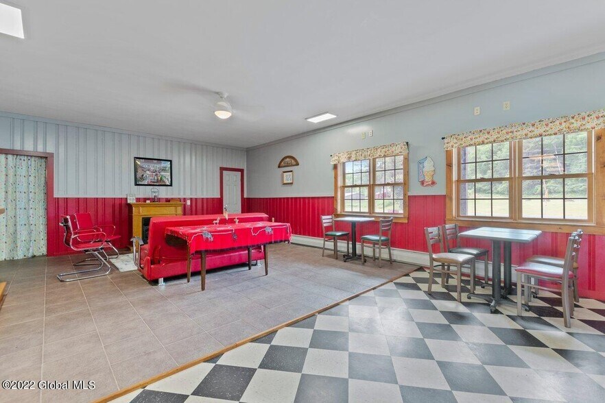 More Photos Of 5527-5531 Rte 7, Hoosick Falls General Retail For Sale