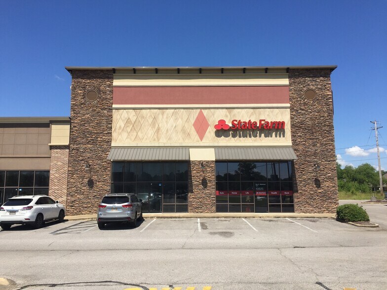 More Photos Of 119 City Market Dr, Saltillo Unknown For Lease