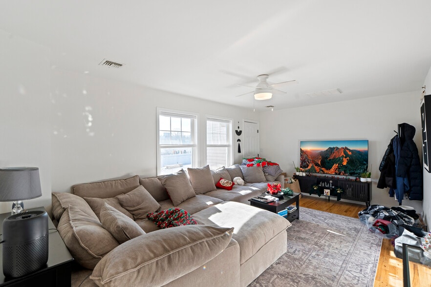 More Photos Of 383 Broad St, Bloomfield Storefront Retail Residential For Sale