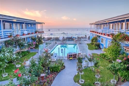 More Photos Of 1370 Sunset Cliffs Blvd, San Diego Hotel For Sale