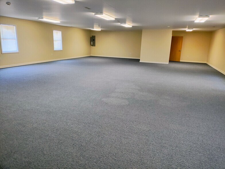 More Photos Of 516 Beaumont Rd, Fayetteville Medical For Lease