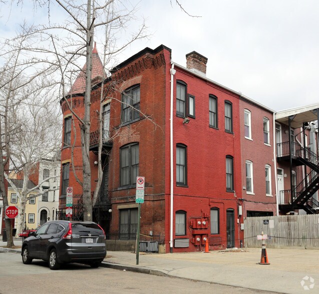 More Photos Of 1821 18th St NW, Washington Storefront Retail Office For Lease