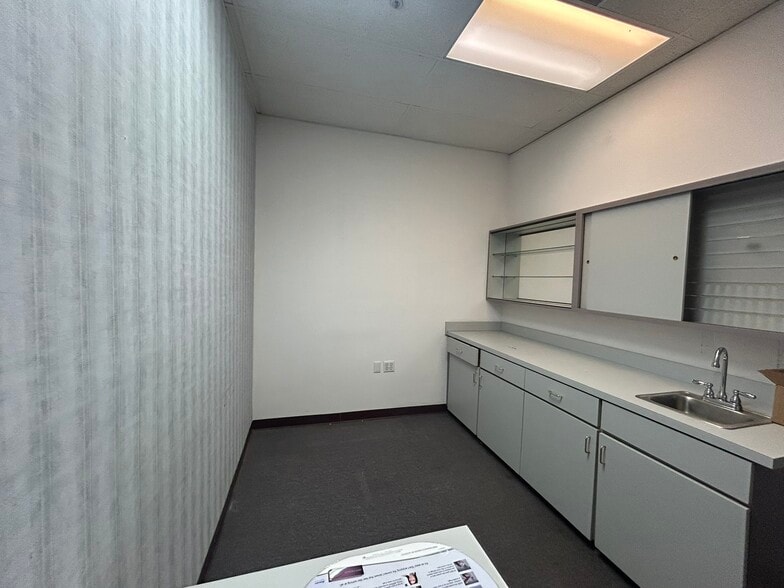 More Photos Of 834 Taraval St, San Francisco Storefront Retail Office For Lease