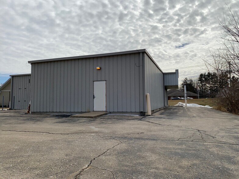 More Photos Of 1312 Hamilton St, Stoughton General Retail For Sale