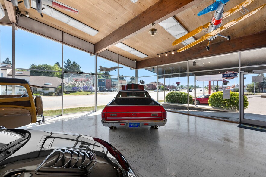 More Photos Of 1212 S Main St, Kalispell Auto Dealership For Sale