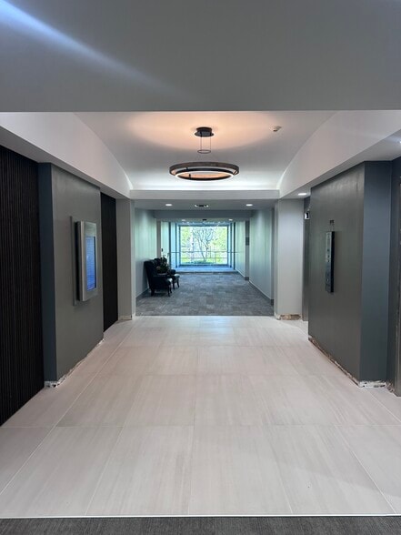 More Photos Of 400 Vestavia Pky, Birmingham Office For Lease
