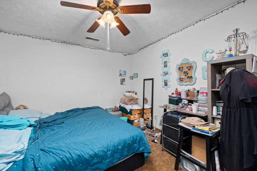 More Photos Of 1801 Croghan St, Fremont Storefront Retail Residential For Sale